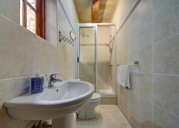 Case de vacanță New Charming House In By Sf Homes *