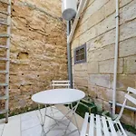 New Charming House In By Sf Homes 別荘 スリーマ