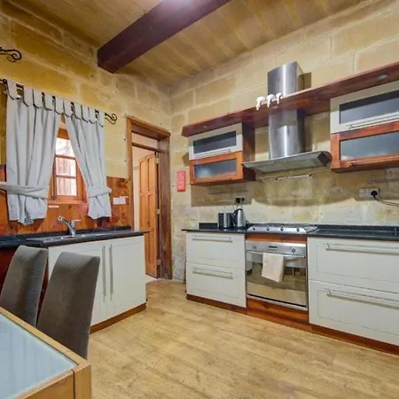 New Charming House In By Sf Homes Ferienhaus Sliema